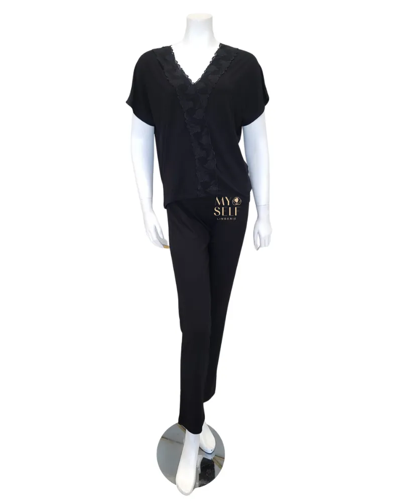 3825 Floral Fantasy Black Lined Pajamas Set