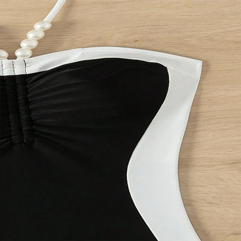 Monochrome Spliced Halterneck One-Piece Swimsuit