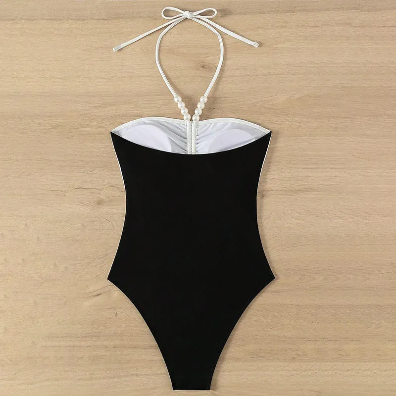 Monochrome Spliced Halterneck One-Piece Swimsuit