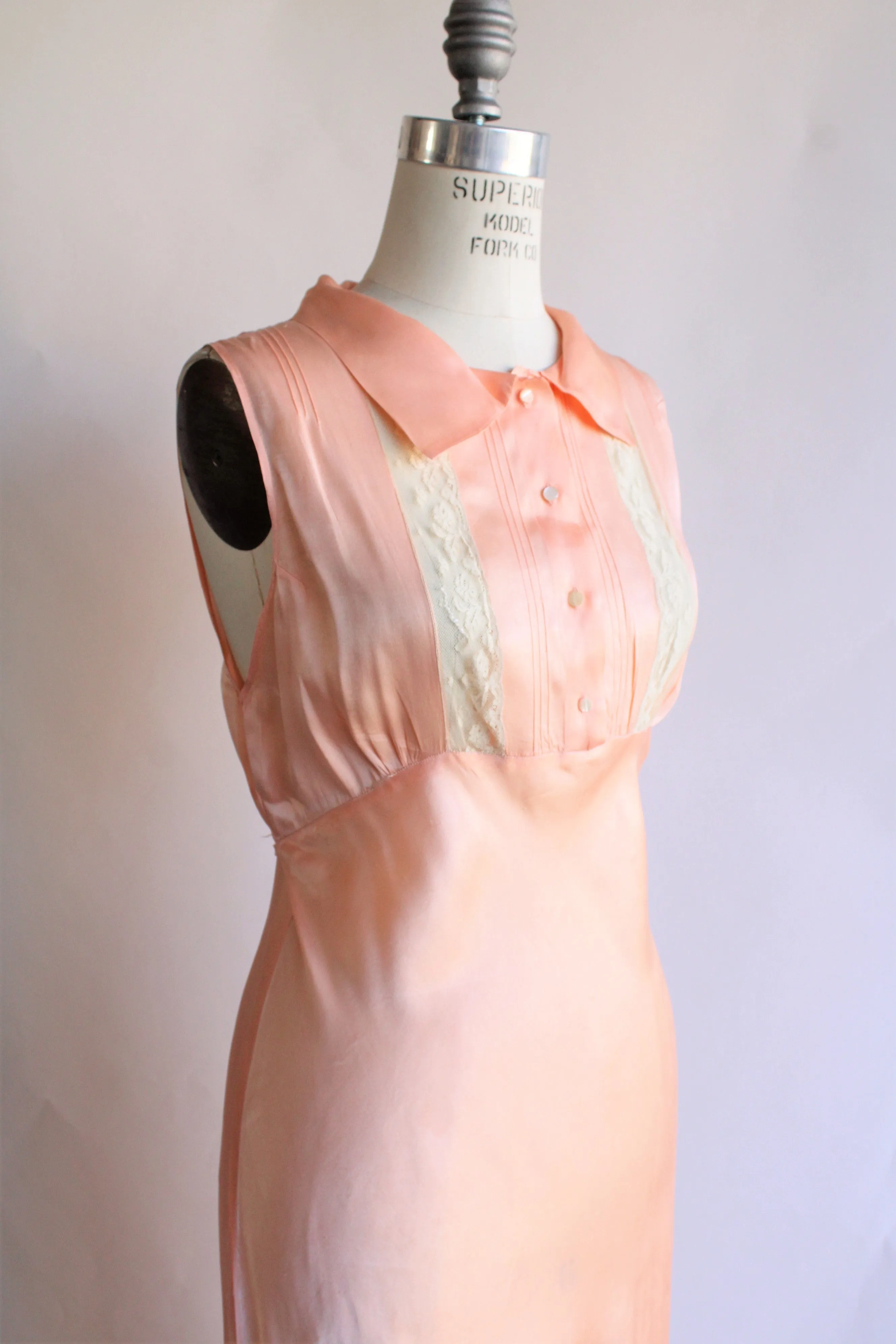 Vintage 1940s Peach Silk Satin Lorelle Nightgown